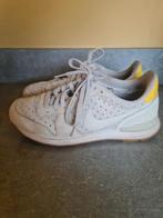 Nike sneakers maat 38 nette staat, Ophalen of Verzenden, Zo goed als nieuw, Wit, Sneakers of Gympen