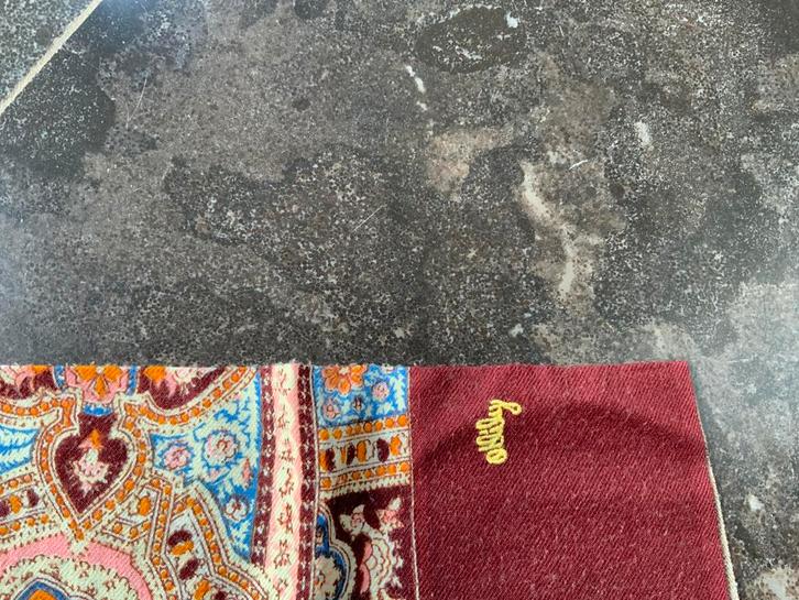 OILILY SJAAL VINTAGE, Kleding | Dames, Mutsen, Sjaals en Handschoenen, Zo goed als nieuw, Sjaal, Verzenden