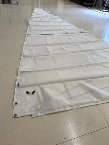 46. Nieuw grootzeil beschikbaar voor biedingen