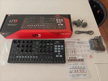 IK Multimedia UNO Synth Pro X - Analoge Synth! - Z.G.A.N.  beschikbaar voor biedingen