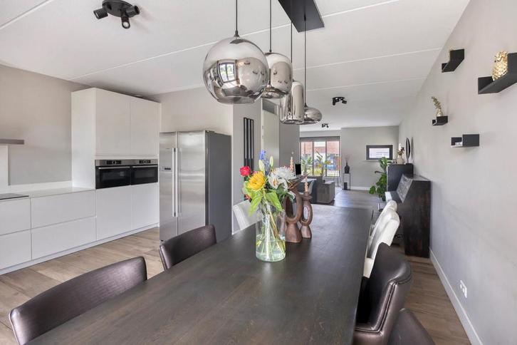 Ruime eetkamer tafel van 3m x 1m, Huis en Inrichting, Tafels | Eettafels, Gebruikt, 100 tot 150 cm, 200 cm of meer, Vijf personen of meer