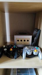 Nintendo gamecube+ gameboy advance player+cd, Spelcomputers en Games, Spelcomputers | Nintendo GameCube, Met 2 controllers, Met GameBoy player