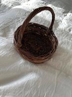 Rieten Mand, Huis en Inrichting, Woonaccessoires | Schalen en Manden, Gebruikt, Mand, Rond, Ophalen of Verzenden