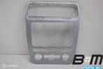 Afdekking radio / clima unit VW Scirocco 1K8819728C, Gebruikt