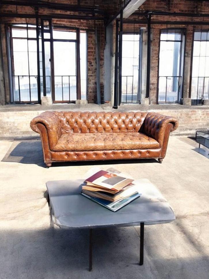 Chesterfield bank button seat VINTAGE + GRATIS BEZORGD, Huis en Inrichting, Banken | Bankstellen, Gebruikt, Rechte bank, Driepersoons