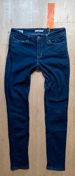 Levi’s Levi 711 Skinny jeans spijkerbroek W28 L32, Blauw, Ophalen of Verzenden, Zo goed als nieuw, W28 - W29 (confectie 36)
