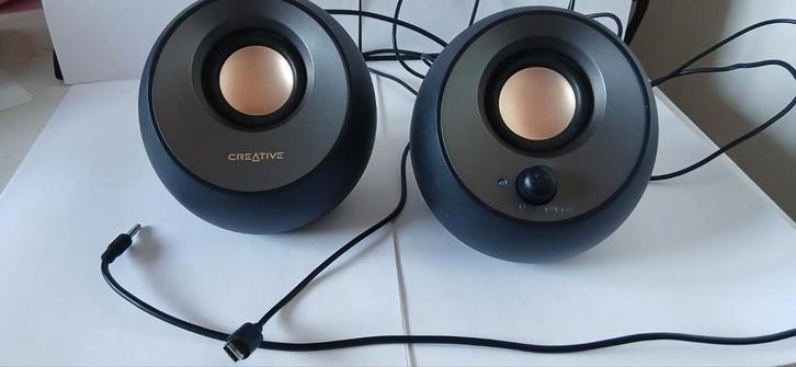 Creative 2.0 PC Speakers - Compact & Krachtig!, Audio, Tv en Foto, Luidsprekers, Gebruikt, Front, Rear of Stereo speakers, Minder dan 60 watt