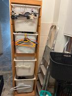 Houten kast met plastic bakken, Ophalen, Minder dan 50 cm, Gebruikt, Met lade(s)