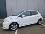 Peugeot 208 1.4 VTi Allure climatronick panoramadak, navigat, Auto's, Peugeot, Voorwielaandrijving, Euro 5, Stof, Zwart