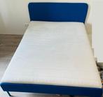 IKEA Bed with Mattress (Knisa bright blue, 140x200 cm), Huis en Inrichting, Ophalen, Blauw, Tweepersoons, 140 cm