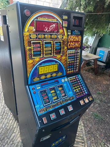 Grand Casino gokkast beschikbaar voor biedingen