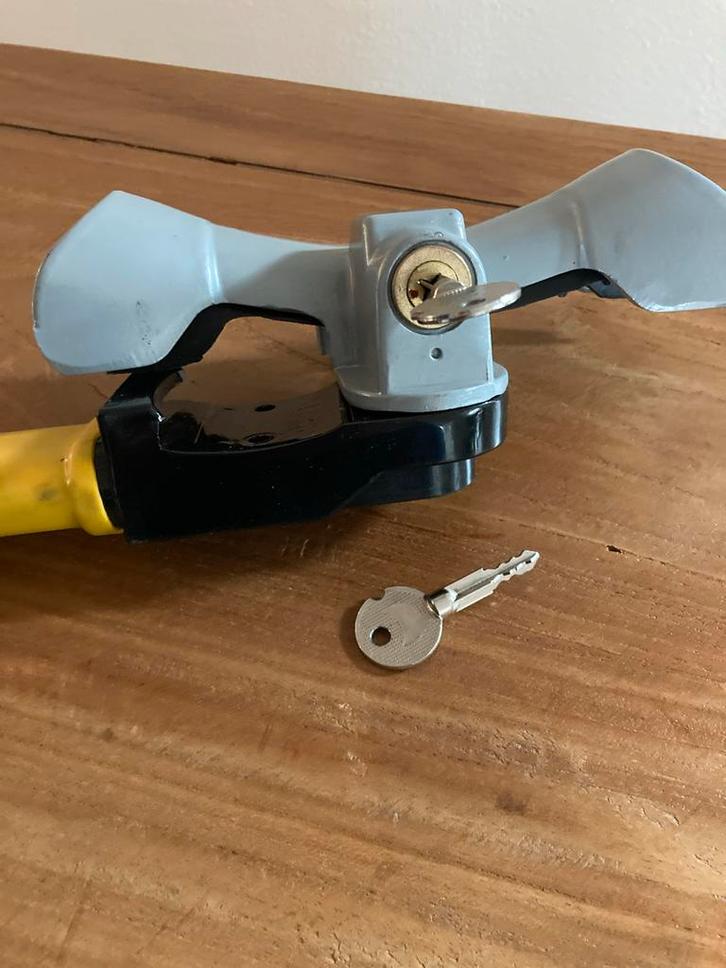 Stuurslot Camper - Eenvoudige Beveiliging, Caravans en Kamperen, Camper-accessoires, Gebruikt, Ophalen of Verzenden