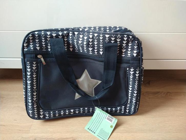 NIEUW, luiertas met verschoningsmatje, Kinderen en Baby's, Luiertassen, Nieuw, Ophalen of Verzenden