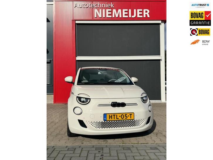Fiat 500 La Prima 42 kWh, Auto's, Fiat, Particulier, Te koop, ABS, Achteruitrijcamera, Adaptive Cruise Control, Airbags, Airconditioning