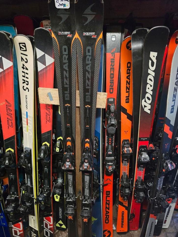 180cm BLIZZARD QUATTRO RS NP.1000€, Sport en Fitness, Skiën en Langlaufen, Zo goed als nieuw, Ski's, Skiën, Overige merken, Carve