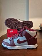 Nike Dunk High Dark Beetroot, maat euro 39, og en ongedragen, Ophalen of Verzenden, Nieuw