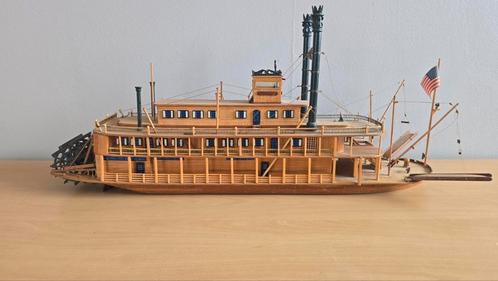 Prachtig Handgemaakt Model van Mississippi Raderstoomboot -, Hobby en Vrije tijd, Modelbouw | Boten en Schepen, Zo goed als nieuw