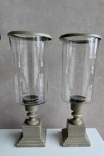 Twee windlichten taupe, Ophalen of Verzenden, Gebruikt, Overige materialen, 50 tot 75 cm