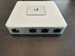 Unifi Security Gateway (USG), Computers en Software, Ophalen of Verzenden, Zo goed als nieuw, Router, UniFi Ubiquiti