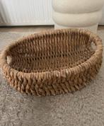 Mooie grote mand, Huis en Inrichting, Woonaccessoires | Schalen en Manden, Ophalen of Verzenden, Zo goed als nieuw, Rond, Overige materialen
