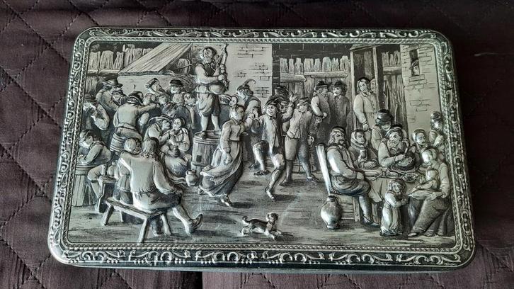 (jaren 40)
GBC Belgium Teniers rechthoekig koektrommel, Antiek en Kunst, Curiosa en Brocante, Ophalen of Verzenden