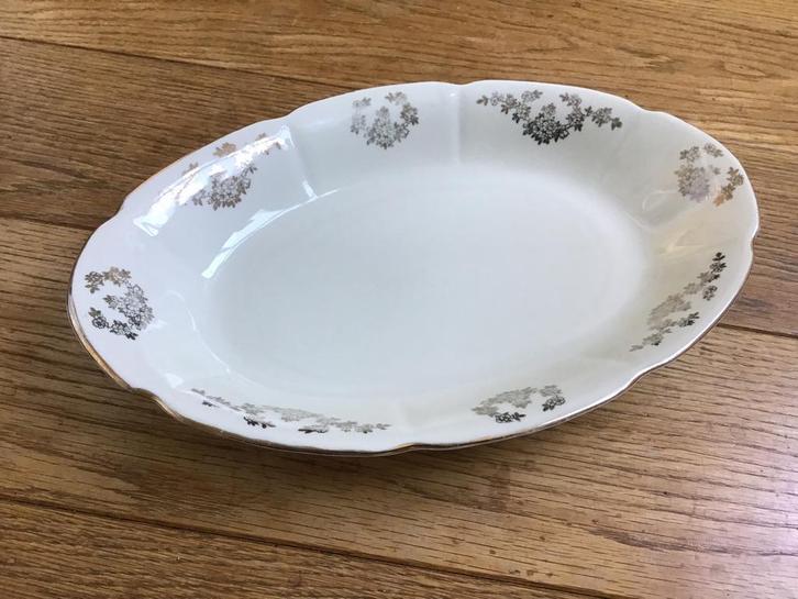 Schaal ovaal Mosa Maastricht - creme zilver 35cm, Antiek en Kunst, Curiosa en Brocante, Ophalen of Verzenden