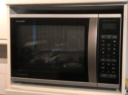 Sharp combi oven magnetron, Witgoed en Apparatuur, Magnetrons, Zo goed als nieuw, Vrijstaand, 45 tot 60 cm, Grill, Oven, Ophalen of Verzenden