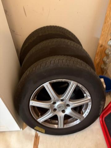 Winterbanden RAV 4  beschikbaar voor biedingen