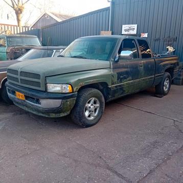 Onderdelen voor een dodge ram v8 lpg beschikbaar voor biedingen
