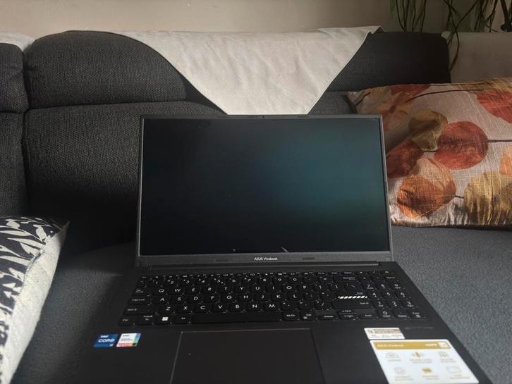 Asus VivoBook Zwart 15 OLED – i7 • 16GB RAM • 1TB Opslag, Computers en Software, Windows Laptops, Zo goed als nieuw, 15 inch, SSD