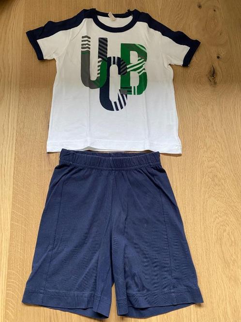 Setje shirt en korte broek maat 104 Benetton, Kinderen en Baby's, Kinderkleding | Maat 104, Zo goed als nieuw, Setje, Ophalen