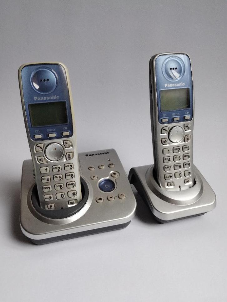 Panasonic Draadloze Handset met 2 telefoons, Telecommunicatie, Vaste telefoons | Handsets en Draadloos, Zo goed als nieuw, 2 handsets