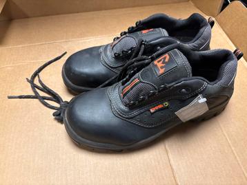 Emma Werkschoenen Maat 43 beschikbaar voor biedingen