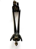 Corry Ammerlaan-van Niekerk - Houvast Sculptuur. Fleshouder., Antiek en Kunst, Ophalen of Verzenden