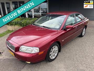 Volvo S80 2.5T Momentum ECC/CRUISE/LEDER/PDC/TREK APK+NAP beschikbaar voor biedingen