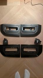 Land Rover Defender gril/mistlamp matgrijs & zwart 2020-2025, Ophalen of Verzenden, Nieuw, Land Rover