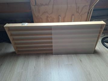 Vitrinekast H0 150x58,5x10 ongebruikt beschikbaar voor biedingen