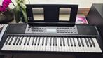 Yamaha PSR-E383 Keyboard+Keyboardstandaard+Sustainpedaal, Muziek en Instrumenten, Keyboards, Ophalen, Zo goed als nieuw, 61 toetsen