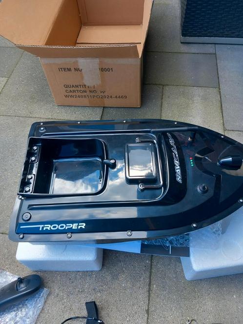 Nieuwe Navi Carp Trooper Voerboot., Watersport en Boten, Hengelsport | Karpervissen, Nieuw, Overige typen, Ophalen of Verzenden