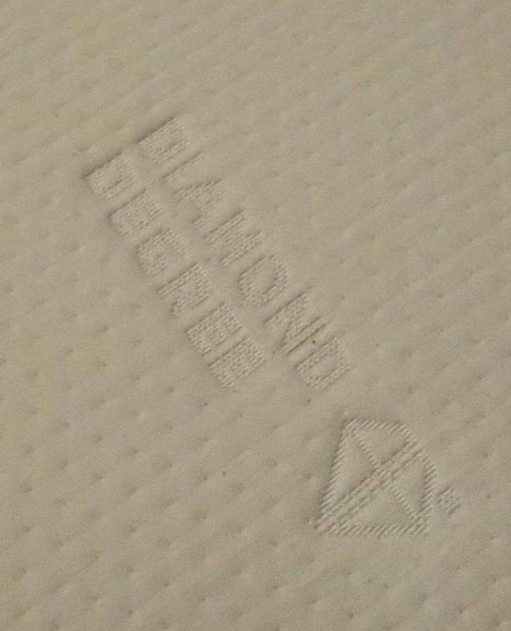 Emma Diamon Hard matras 220 lang 90 breed ZGAN 100€, Huis en Inrichting, Slaapkamer | Matrassen en Bedbodems, Zo goed als nieuw