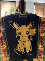 Unieke pokemon PIKACHU Poncho geel-zwart, Ophalen of Verzenden, Zo goed als nieuw