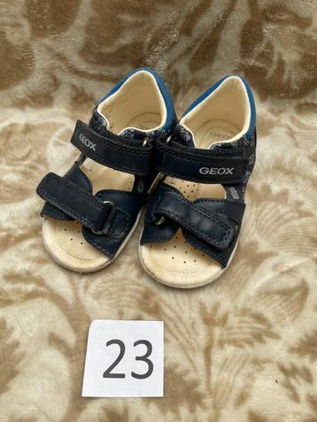 Zo goed als nieuwe GEOX sandalen maat 23  beschikbaar voor biedingen
