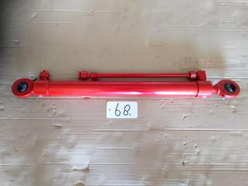Hydraulische cilinders beschikbaar voor biedingen