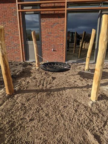 Wiebelnest voor de allerkleinsten - Robinia hout  beschikbaar voor biedingen