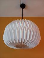Gevouwen papieren hanglamp wit, Huis en Inrichting, Lampen | Hanglampen, Ophalen of Verzenden