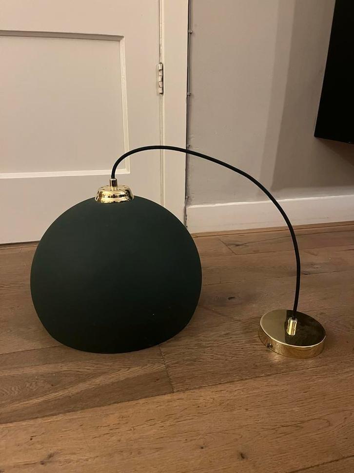 Donkergroene hanglamp van Made met gouden details, Huis en Inrichting, Lampen | Hanglampen, Zo goed als nieuw, Minder dan 50 cm