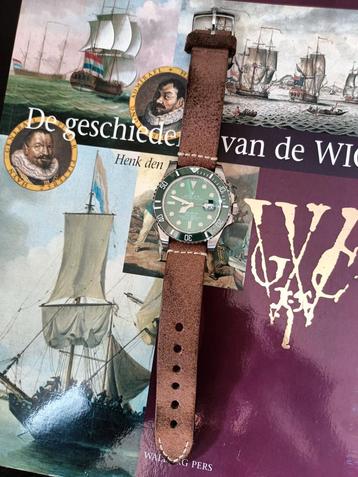 Rolex suède band  beschikbaar voor biedingen