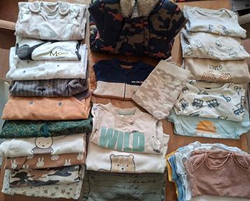 Babykleding maat 62/68 beschikbaar voor biedingen
