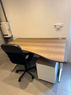 Complete set: bureau, ladekast op wieltjes en bureaustoel, Ophalen, In hoogte verstelbaar, Zo goed als nieuw