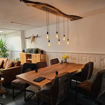 Eettafel | Boomstam | Boomstammeubels – Uniek & Handgemaakt beschikbaar voor biedingen